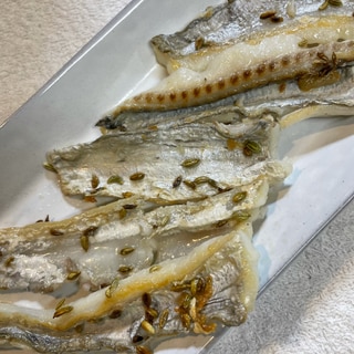 太刀魚のフェンネルシード焼き